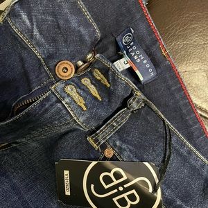 New with tag size:9 women jeans